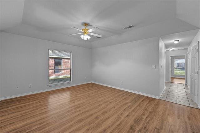 Building Photo - 514 Harris St