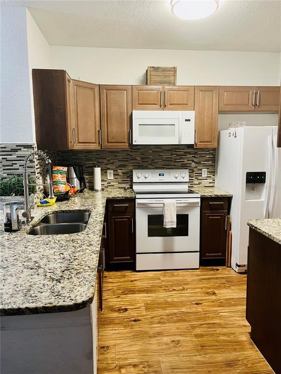 Foto del edificio - 6141 Metrowest Blvd