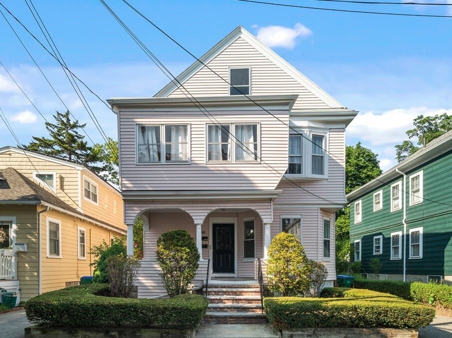 Foto principal - 44 Greenleaf Ave