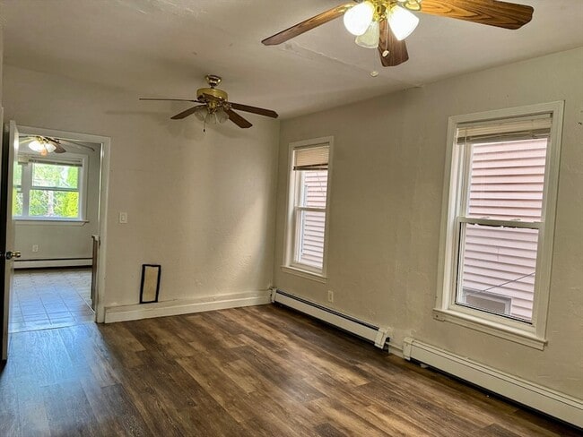 Building Photo - 230 Havre St