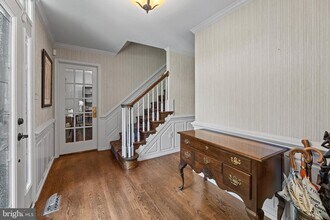 Building Photo - 12307 Eliff Way