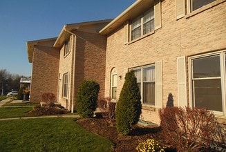 Building Photo - Blackacres Apartments