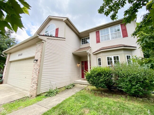 Foto del edificio - 5335 Rippling Brook Way
