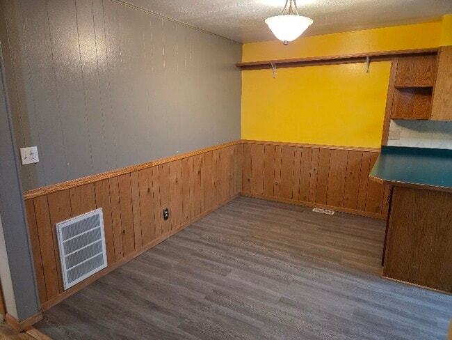 Foto del edificio - 6071 Jackrabbit Ln