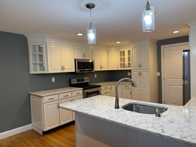 Unidad de cocina del lado derecho - 2 Champion Hill Rd