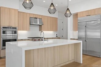Building Photo - 1207 Stonemark Pl