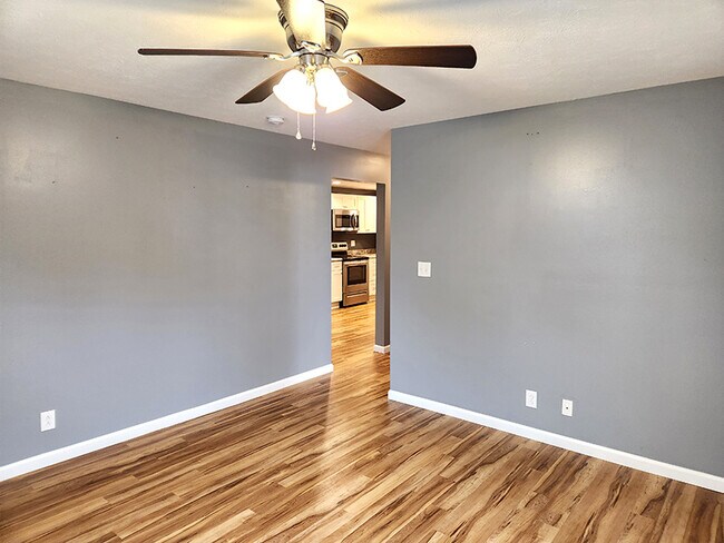 Foto del edificio - 817 N Ashley St