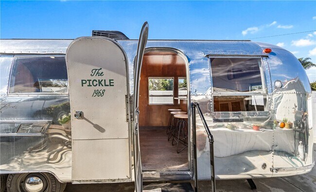 Foto del edificio - 5052 Audrey Dr