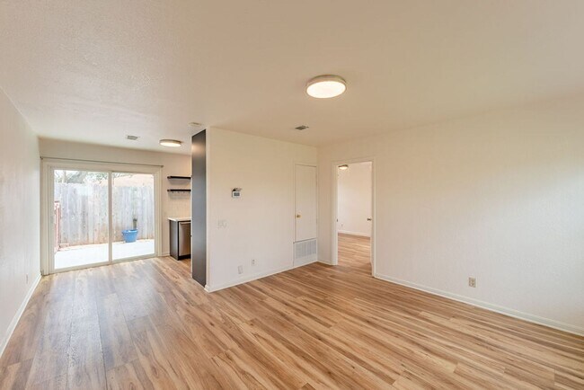 Foto del edificio - Beautiful 1 bedroom - 1 bathroom in North ...