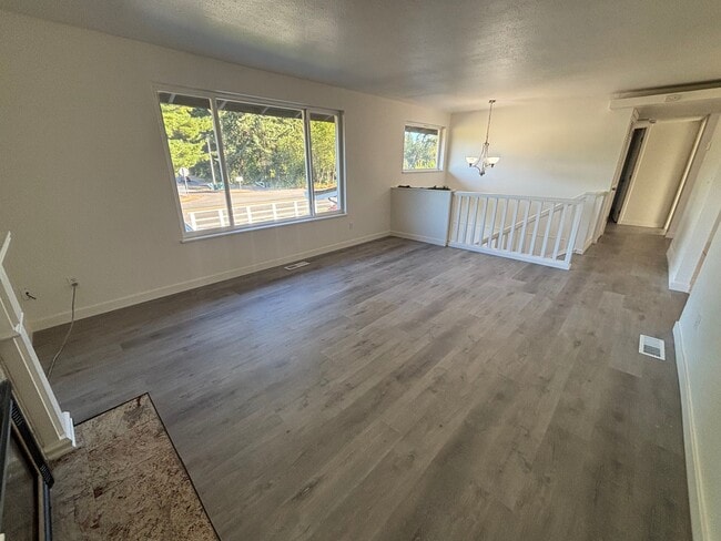 Photo - 2248 Madrona Dr SE House