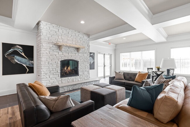 Building Photo - Union Club Apartments