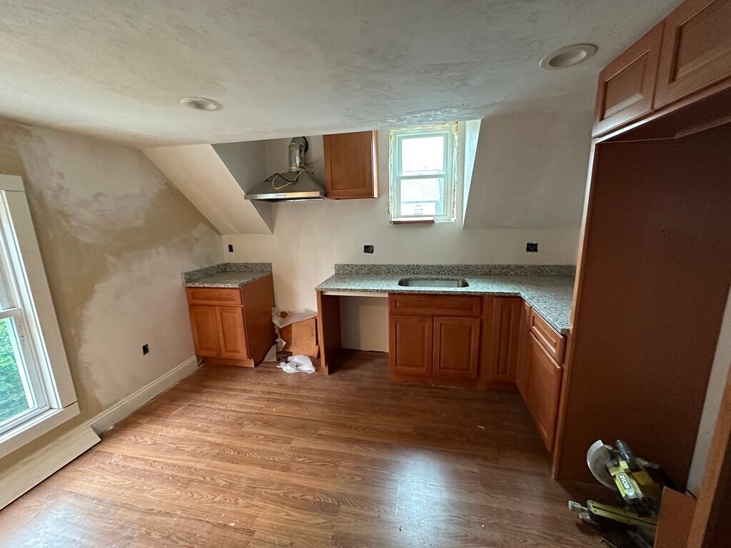 Foto principal - 59 Linden St
