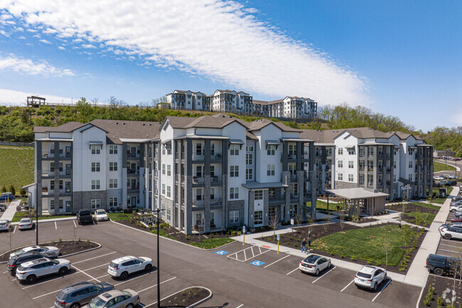 Building Photo - Tapestry Ridge