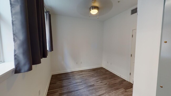 Apartamento 114 464 ft² 1 habitación 1 baño - 821 Washington Ave