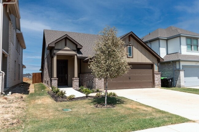 Photo - 572 Ruthye Ln House