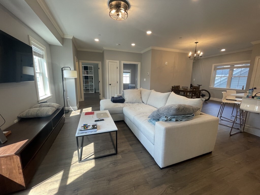 Foto principal - 862 Washington St