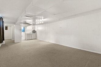 Building Photo - 3300 Zenobia St