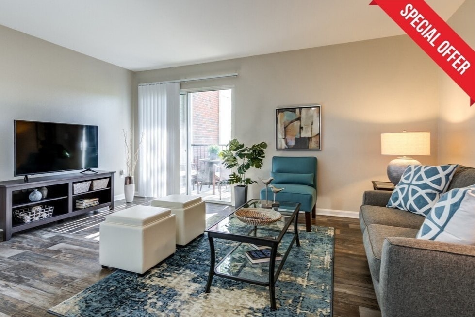 Armstrong Farm Apartments in Jeffersonville, IN