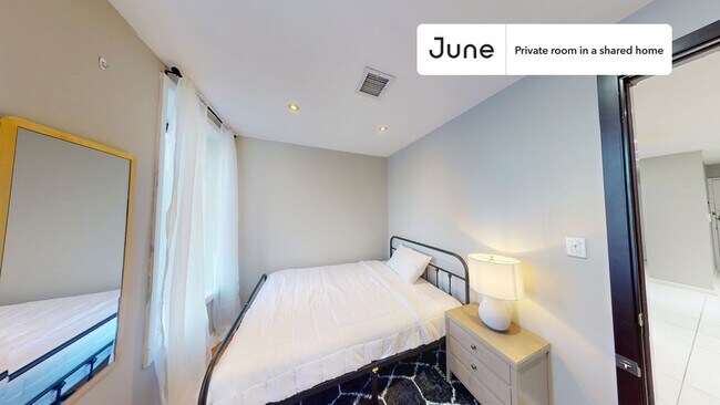 Foto del edificio - Room in Shared 4 bed/2 bath home in Upper West Side