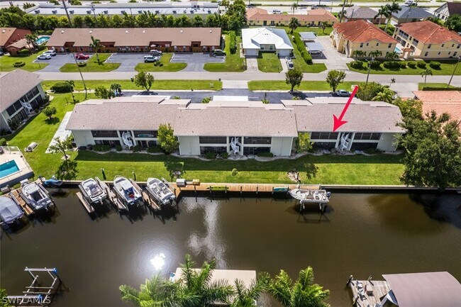 Foto del edificio - 829 SW 47th Terrace