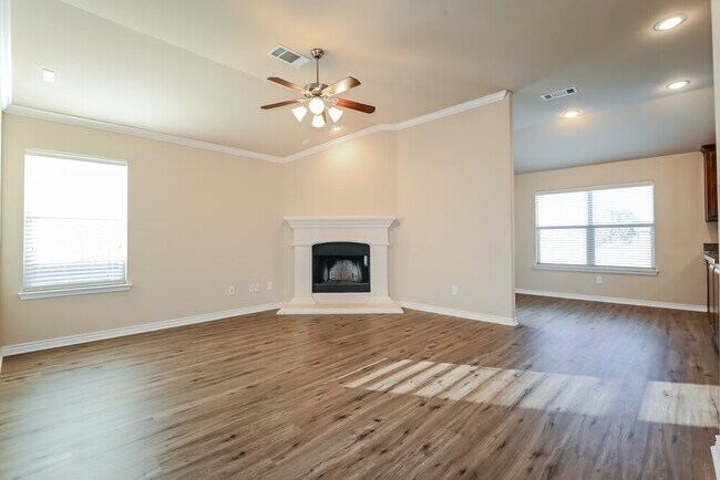 Building Photo - 12817 Purdue Dr