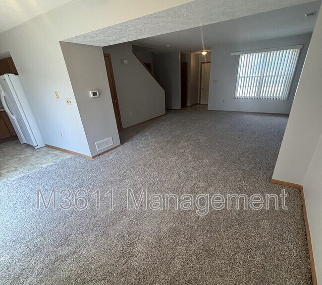 Foto del edificio - 329 NW 23rd St