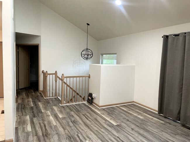 Building Photo - 1651 Apple Tree Ln