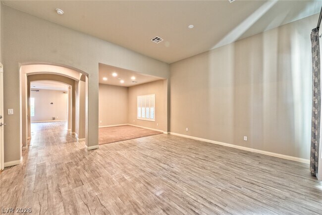 Building Photo - 10616 Aphrodite St