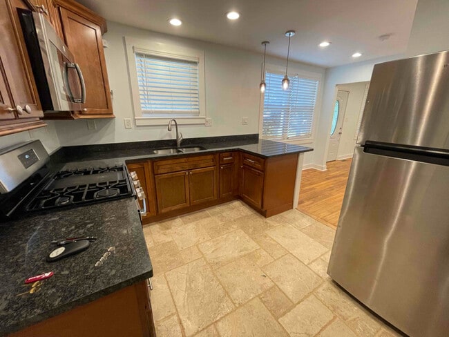 Photo - 4604 Meadow Ct House