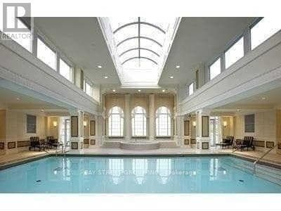 Building Photo - 25 Greenview Ave