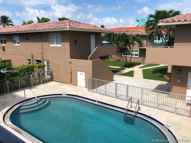 Foto del edificio - TREASURE ISLAND COVE CONDO