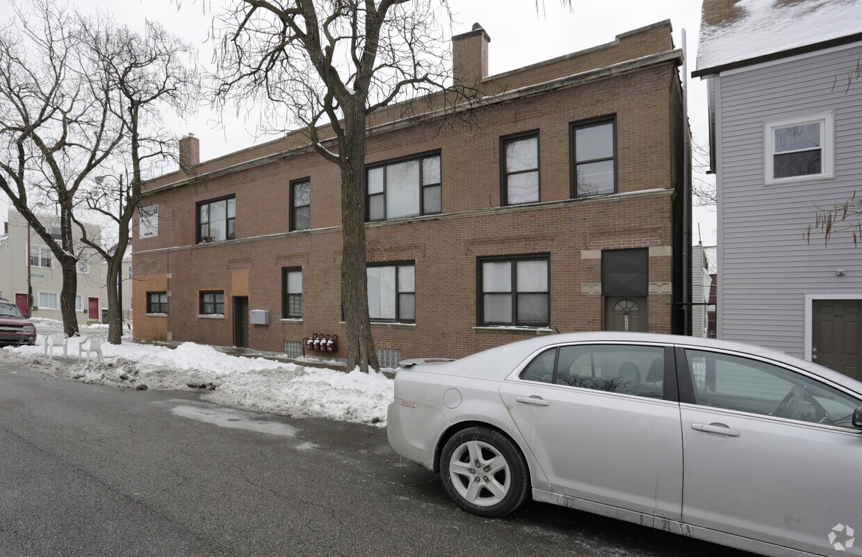 Building Photo - East Side Apartments