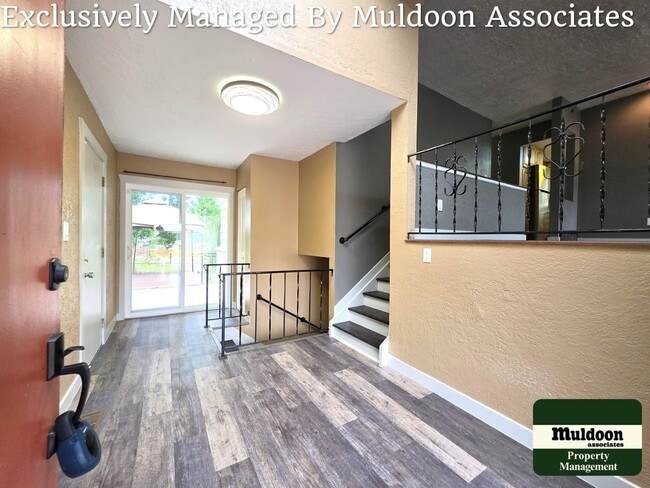 Photo - 1450 Luna Vista Drive House