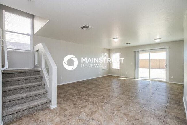 Foto del edificio - 4 Bedroom Pet-Friendly Home in San Tan Valley, AZ with Main Street Renewal