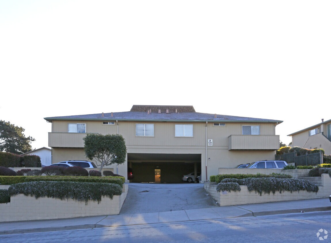 3040 Sunset Ave, Marina, CA 93933 Apartments in Marina, CA