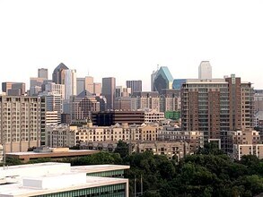 Building Photo - 3225 Turtle Creek Blvd