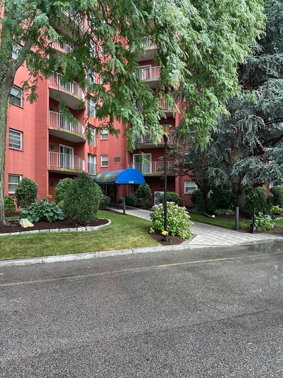 Foto del edificio - 115 W Squantum St