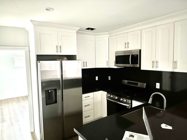 Foto del edificio - 19421 Ventura Blvd