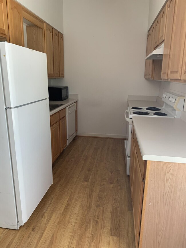 Foto del edificio - 104 Walnut Grove Ct