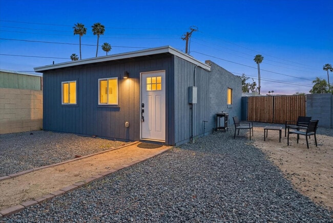 Building Photo - 1548 N Upland Cir