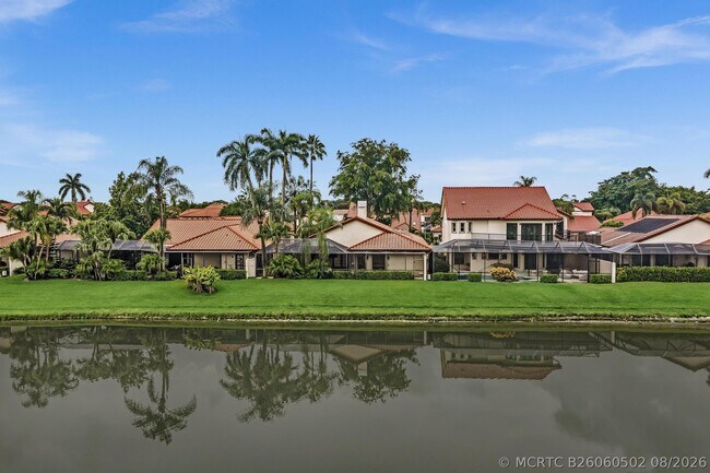 Foto del edificio - 22595 Esplanada Cir