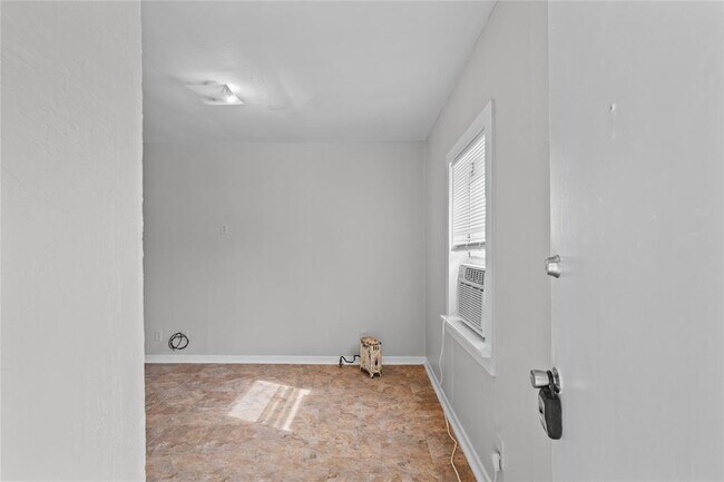 Foto del edificio - 311 9th St N