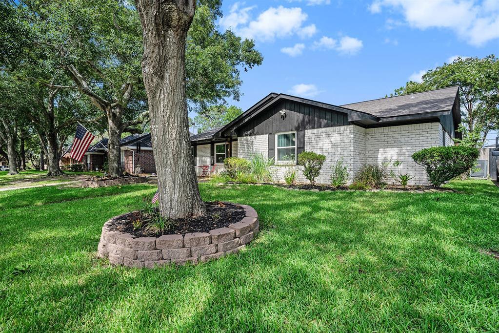 1602 Loch Lake Dr, Seabrook, TX 77586 House for Rent in Seabrook, TX