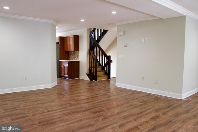 Building Photo - 153 Impatiens Ct
