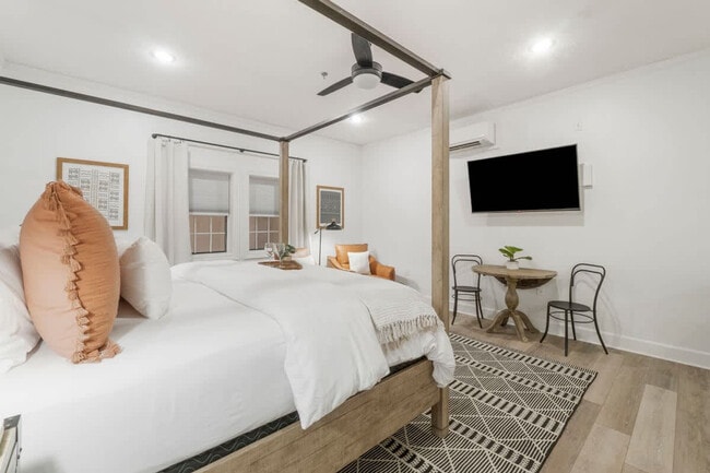 Foto del edificio - 10343 E County Hwy 30A