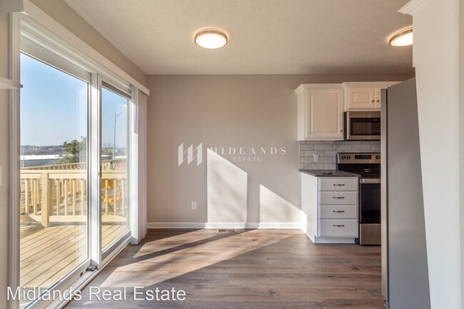 Building Photo - 2 br, 2.5 bath House - 14904 Normandy Blvd