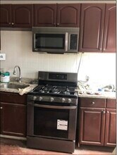 Building Photo - 729 Broadway