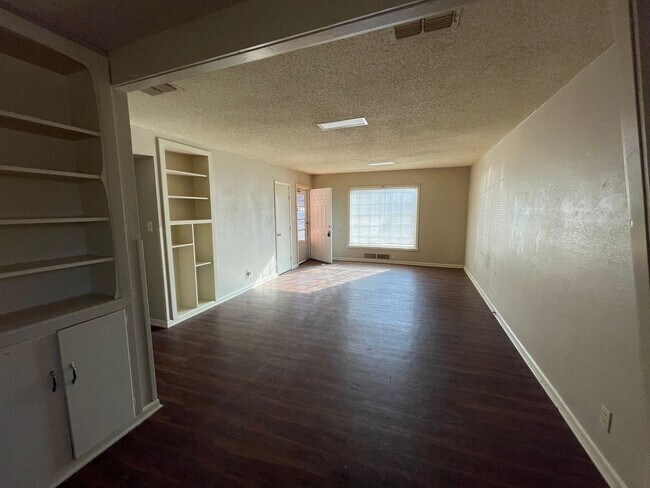 Foto del edificio - 2320 33rd St