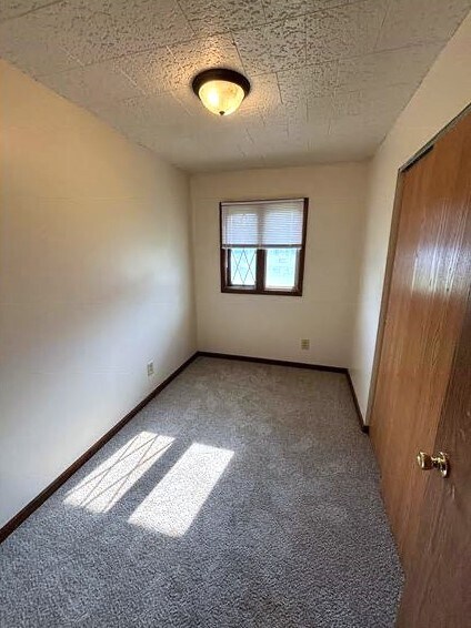 Foto del edificio - 720 4th Ave Pl