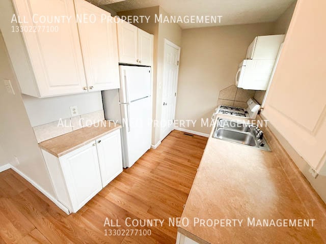 Foto del edificio - 1247 Grand Blvd